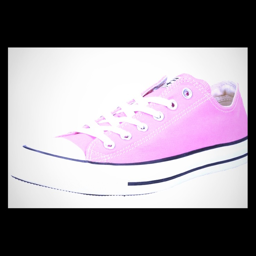 Pink Converse-Chuck Taylor